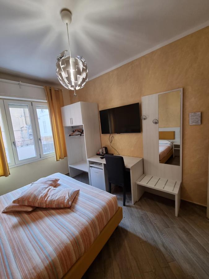 Palafiori Rooms Sanremo Bagian luar foto